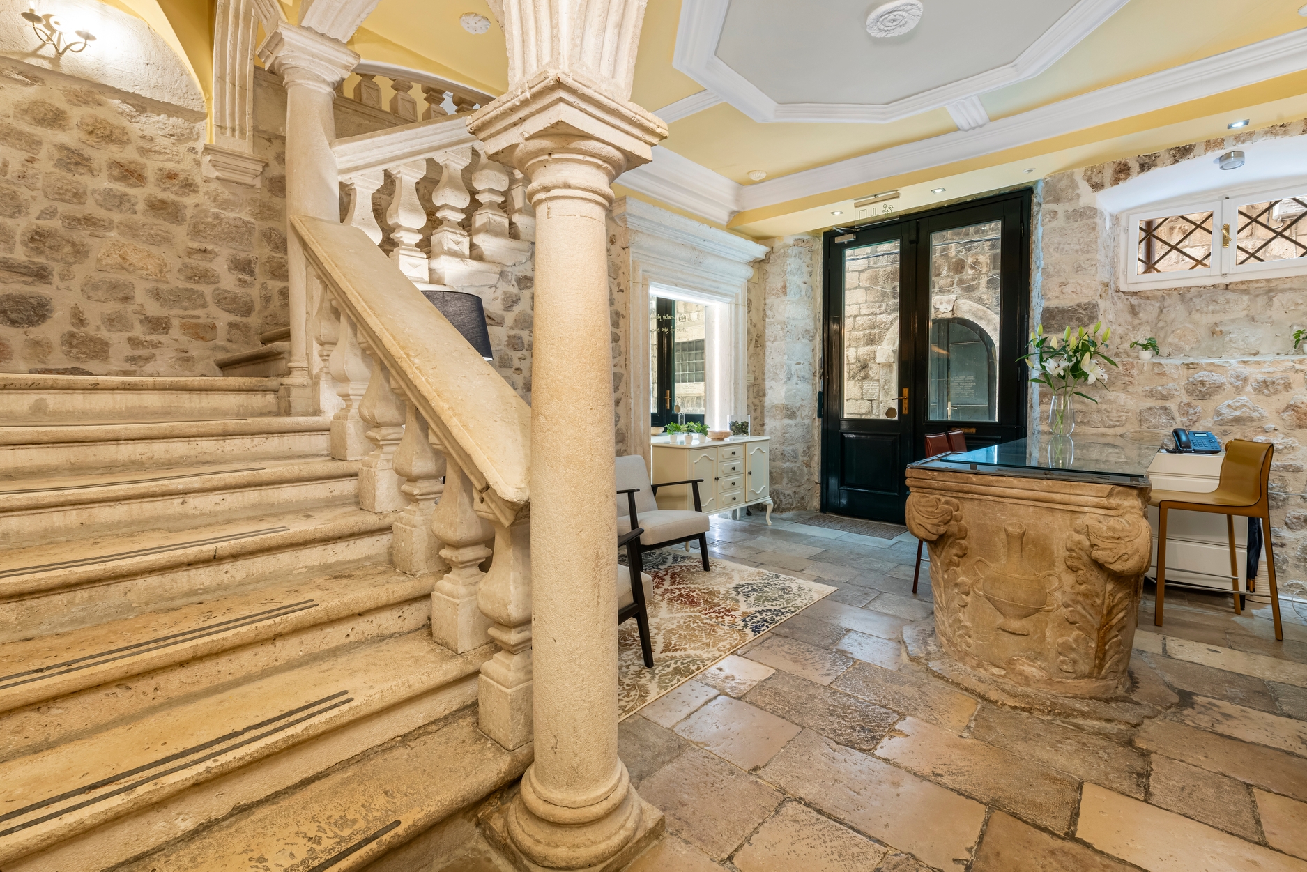 Palmotta Palace, photo 5 of 61
