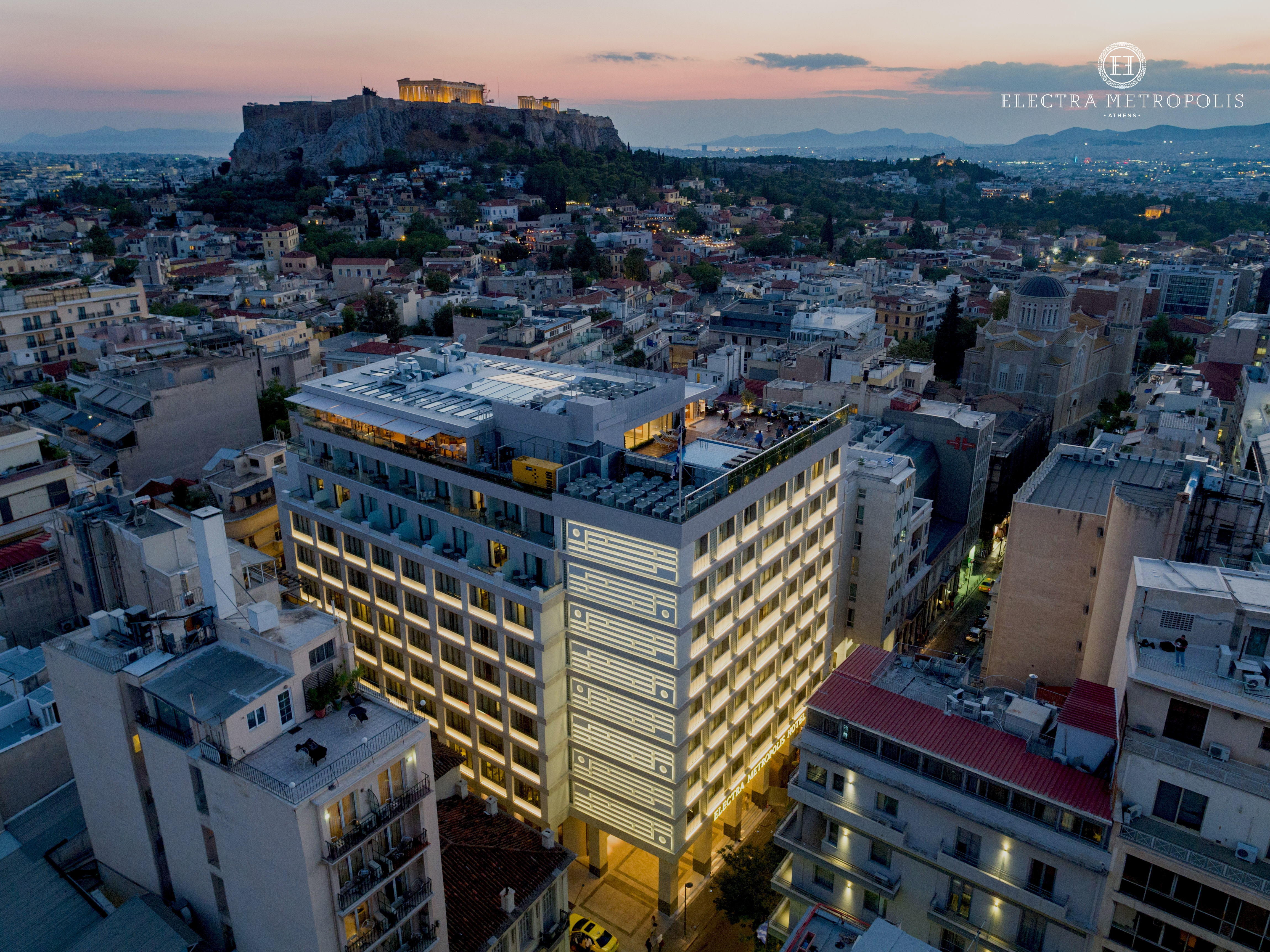 Electra Metropolis, photo 1 of 40