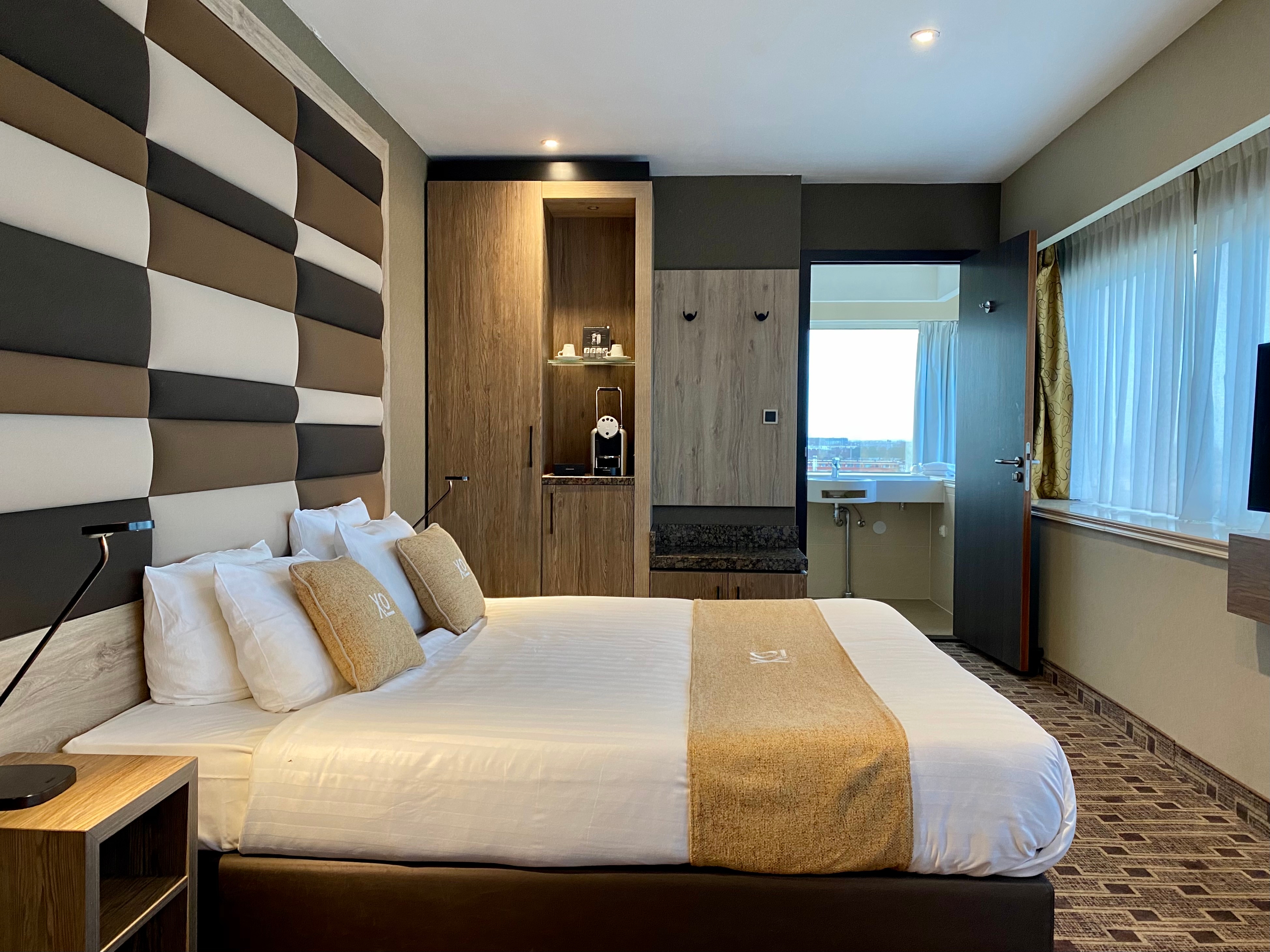 Xo Hotels Blue Tower, photo 15 of 27
