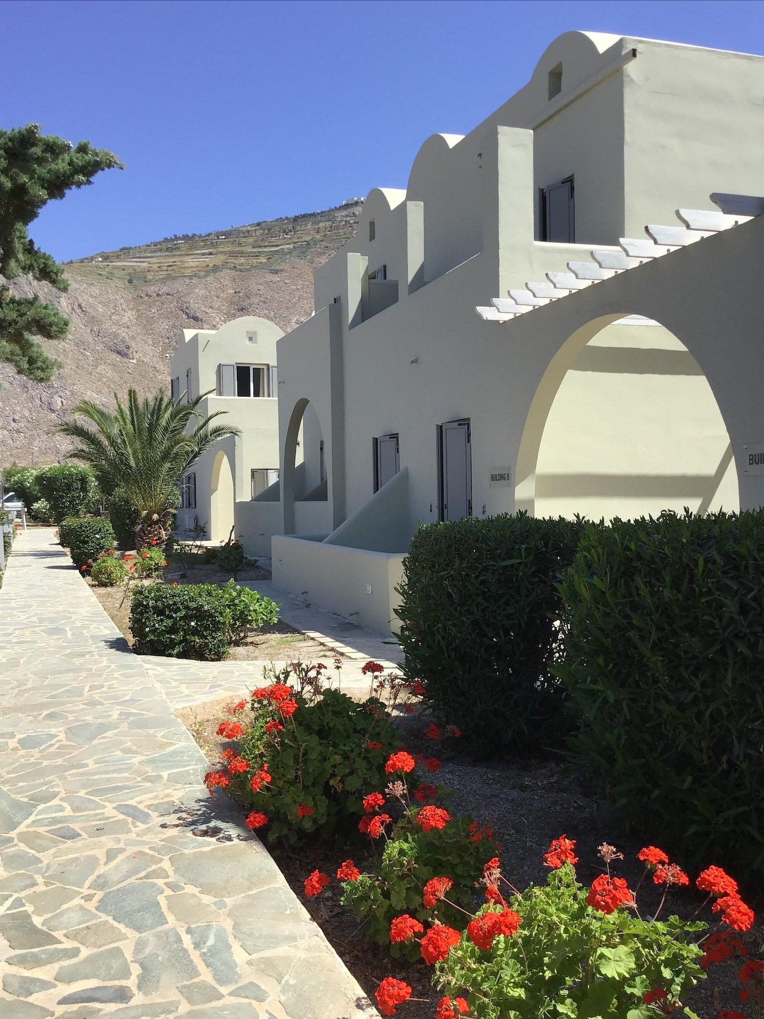 Thera Mare Resort &amp; Spa, photo 2 of 45