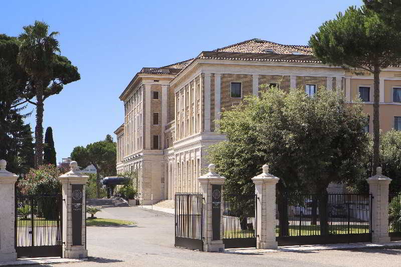 Th Roma - Carpegna Palace, photo 2 of 27