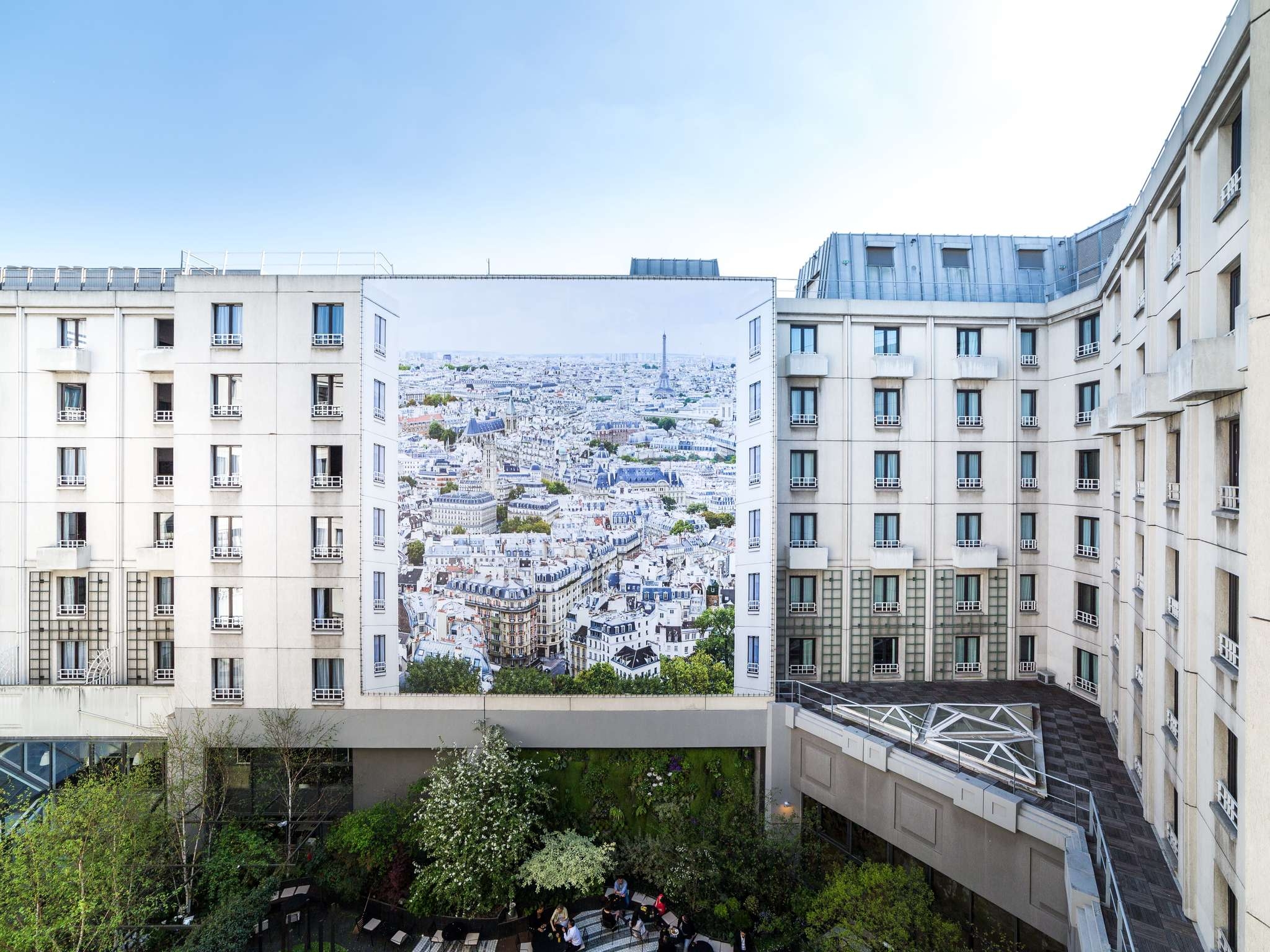 Novotel Paris Les Halles hotel exterior