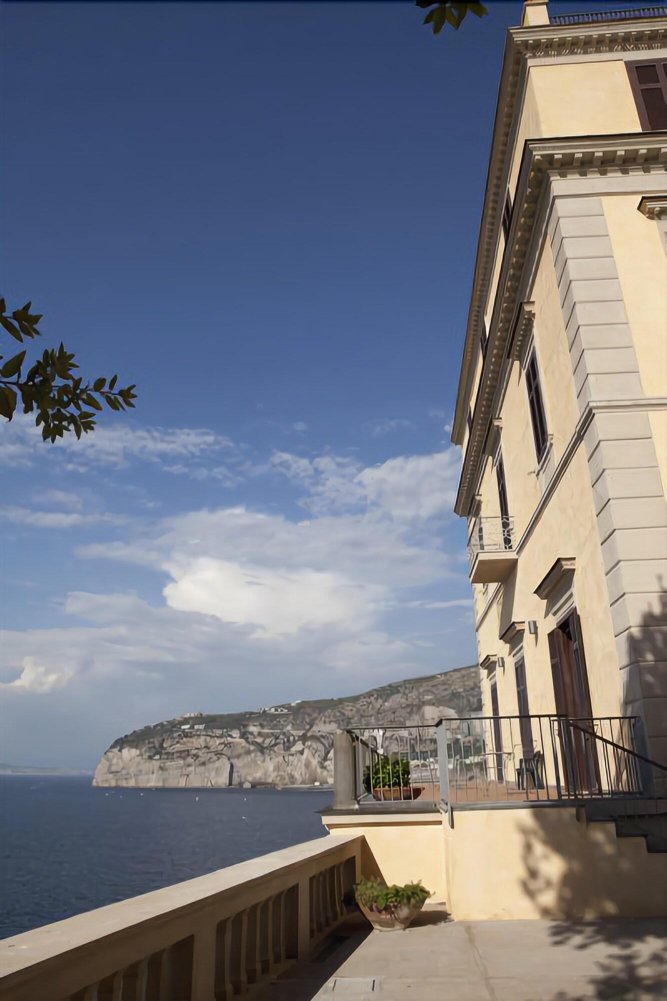 Villa Crawford, photo 87 of 94