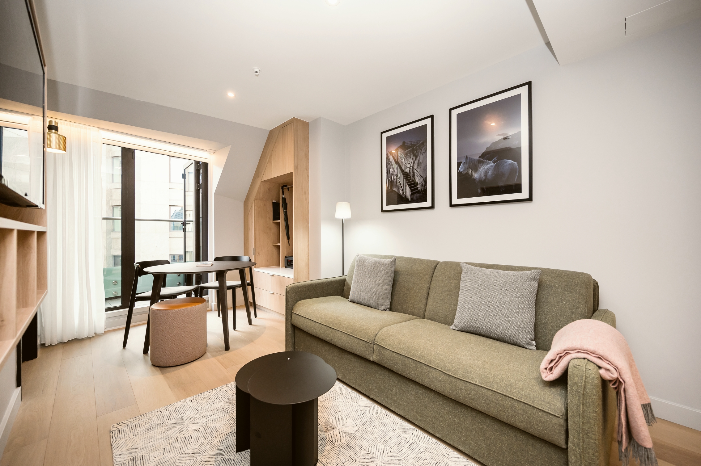 Wilde Aparthotels London Liverpool Street, photo 4 of 31