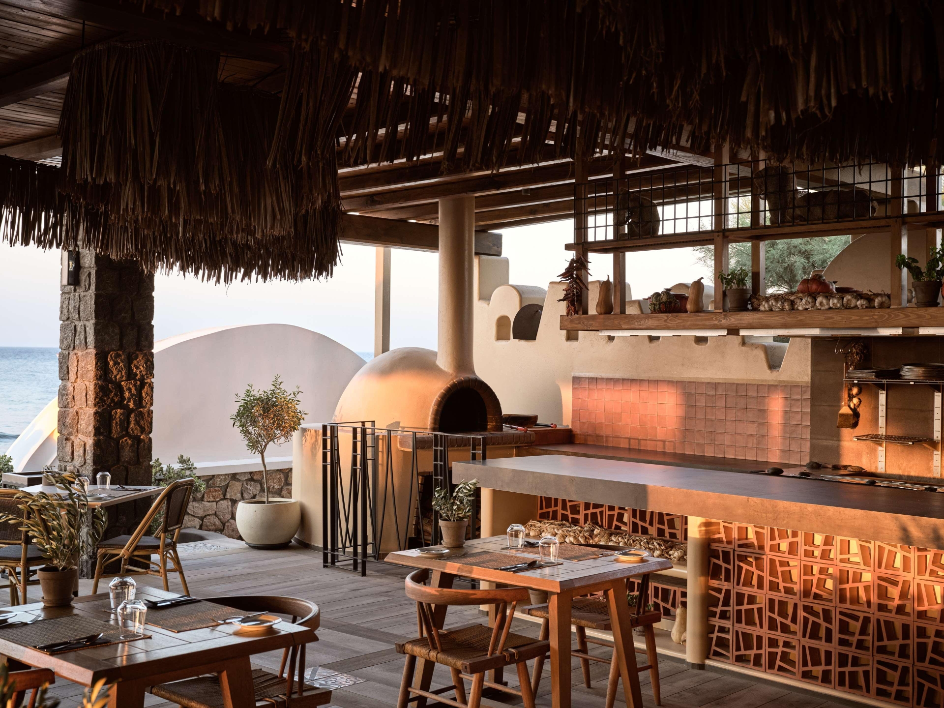 Sea Breeze Santorini Beach Resort, Curio Collectio, photo 169 of 191