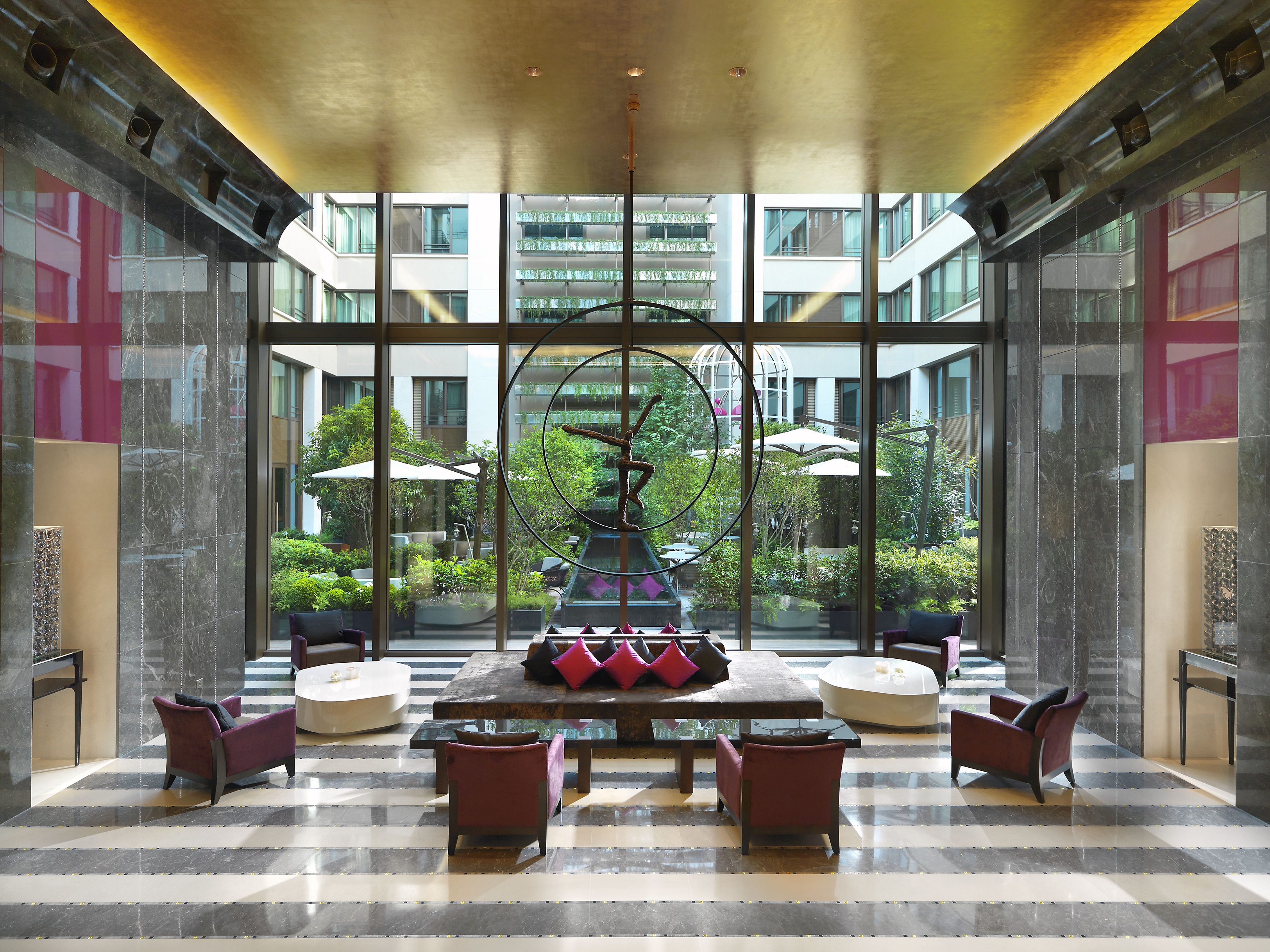 Mandarin Oriental Paris, photo 2 of 34