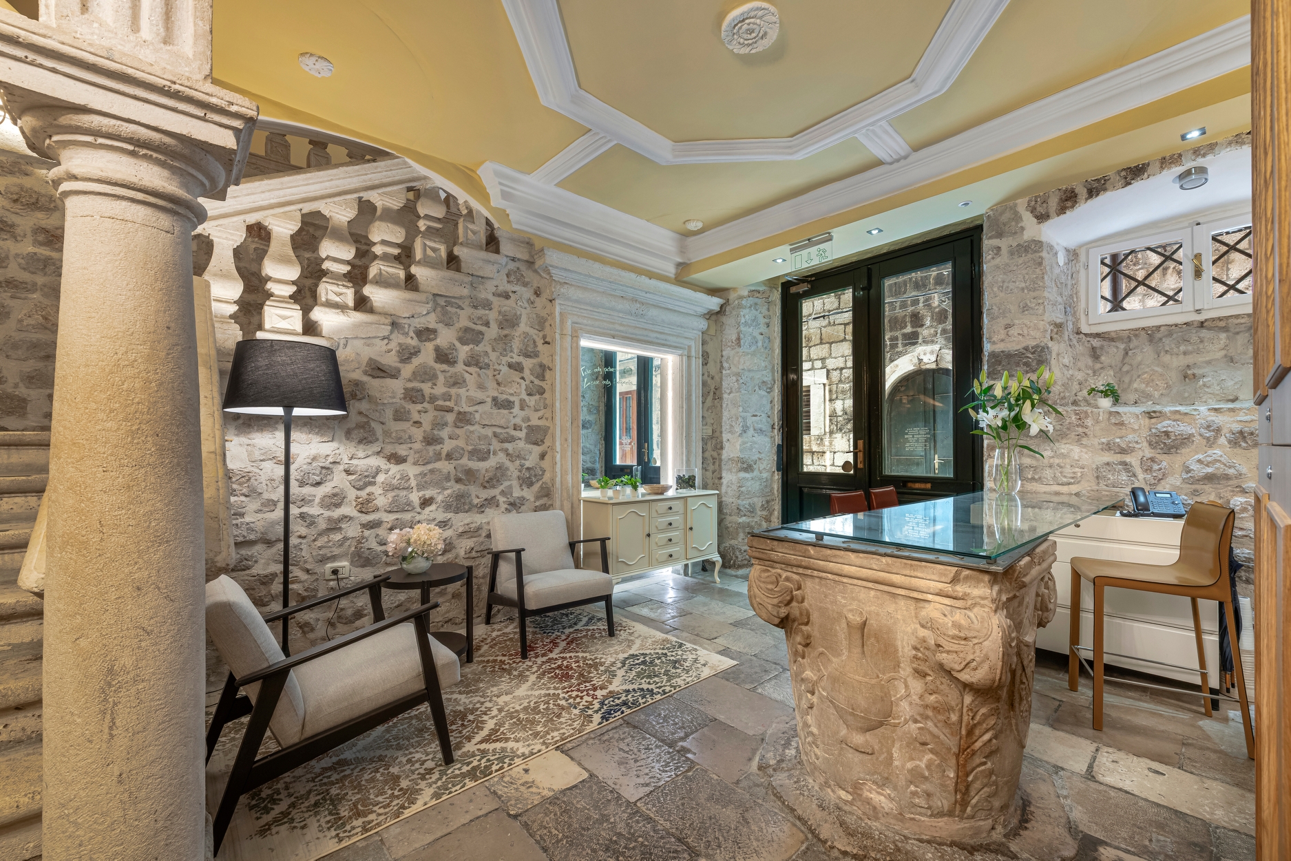 Palmotta Palace, photo 6 of 61