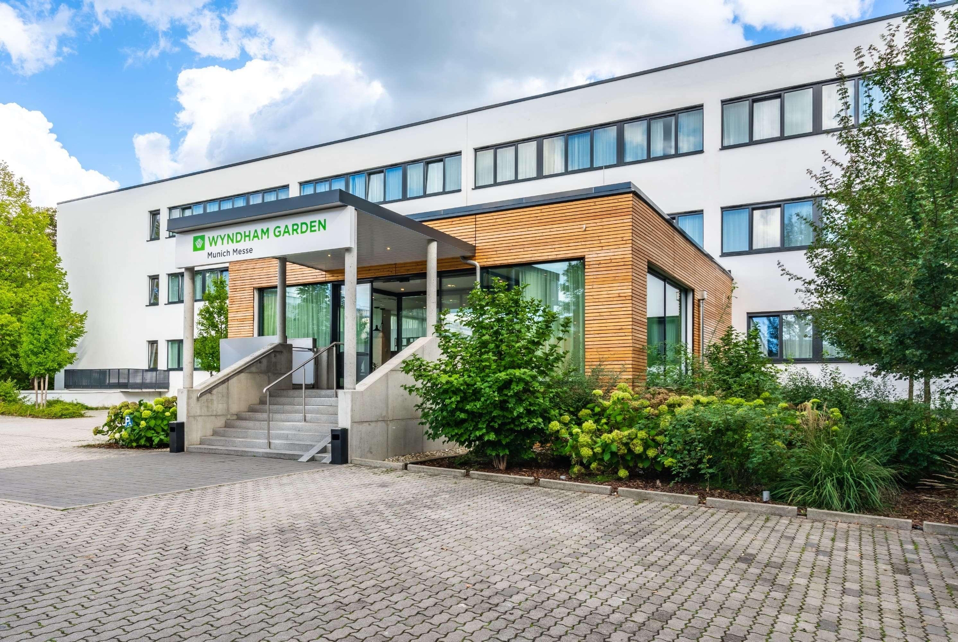 Wyndham Garden Munich Messe Hotel