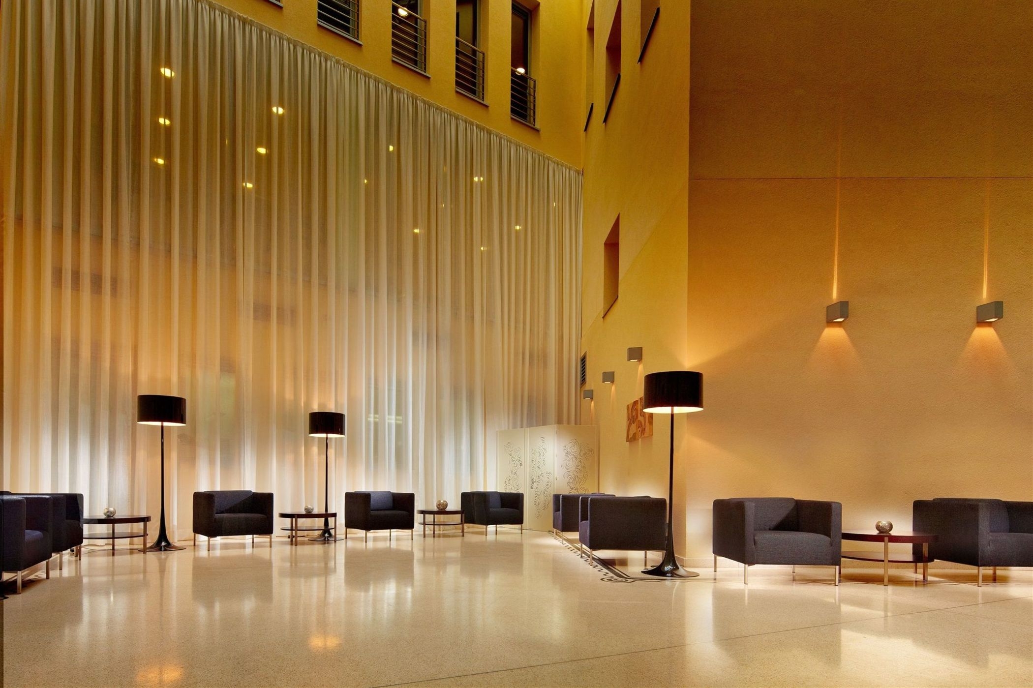 Roset Hotel &amp; Residence, photo 1 of 11