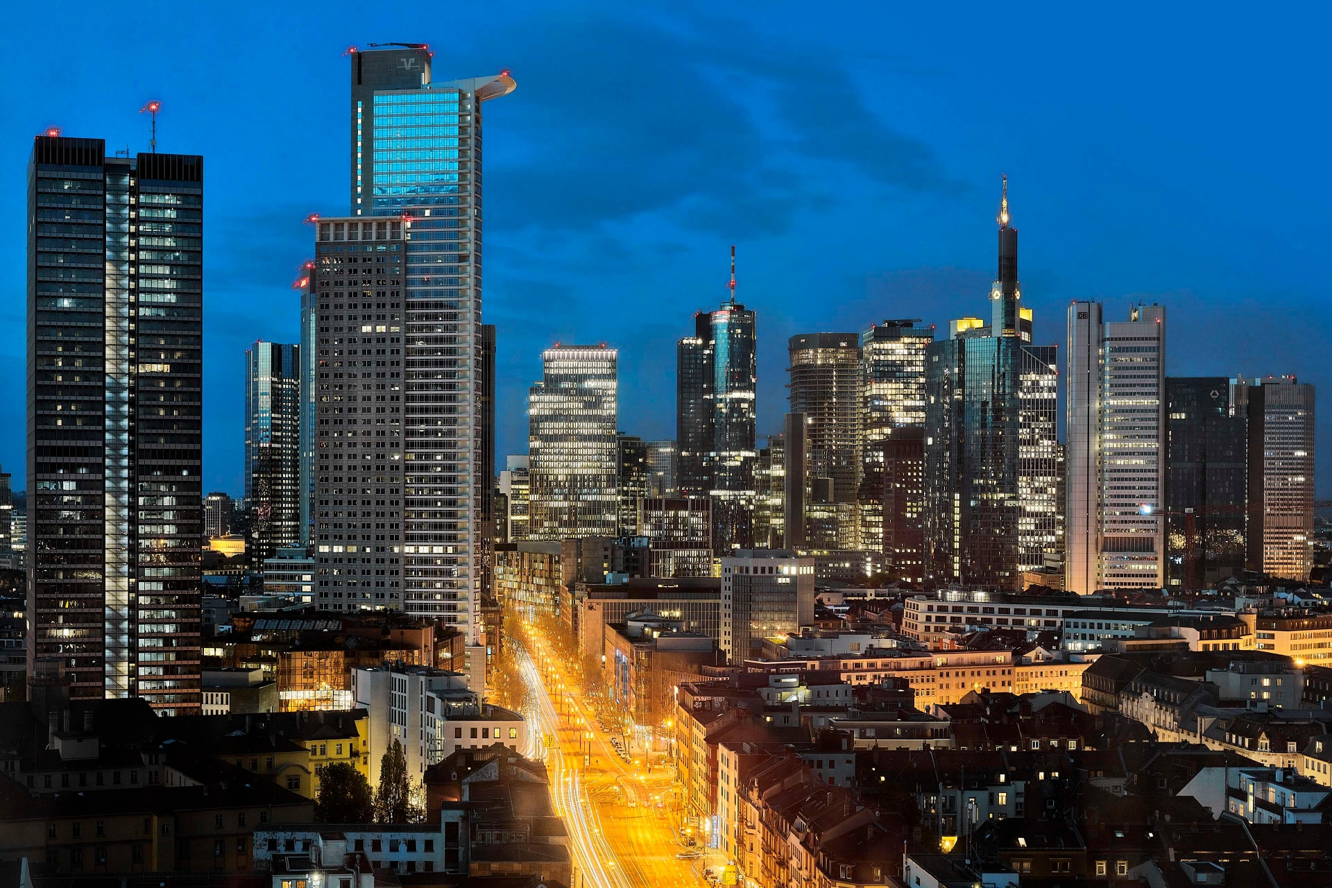 NH Collection Frankfurt Spin Tower, photo 3 of 73