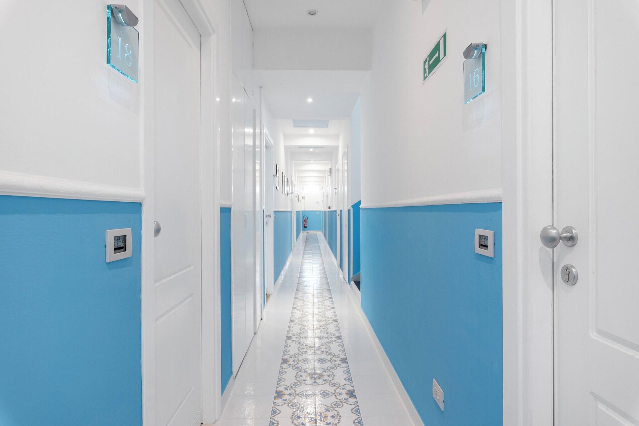 Hotel Bougainville, photo 16 of 82