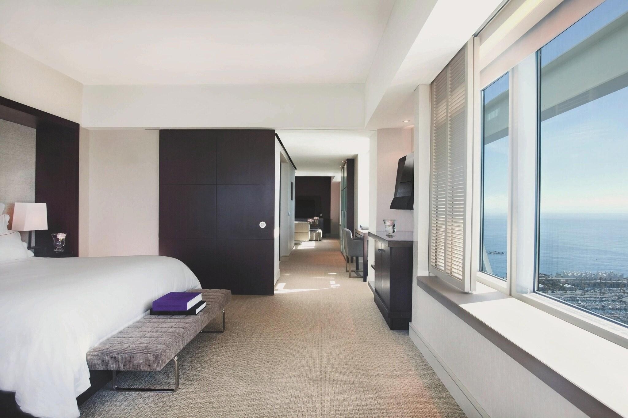 Hotel Arts, photo 163 of 199