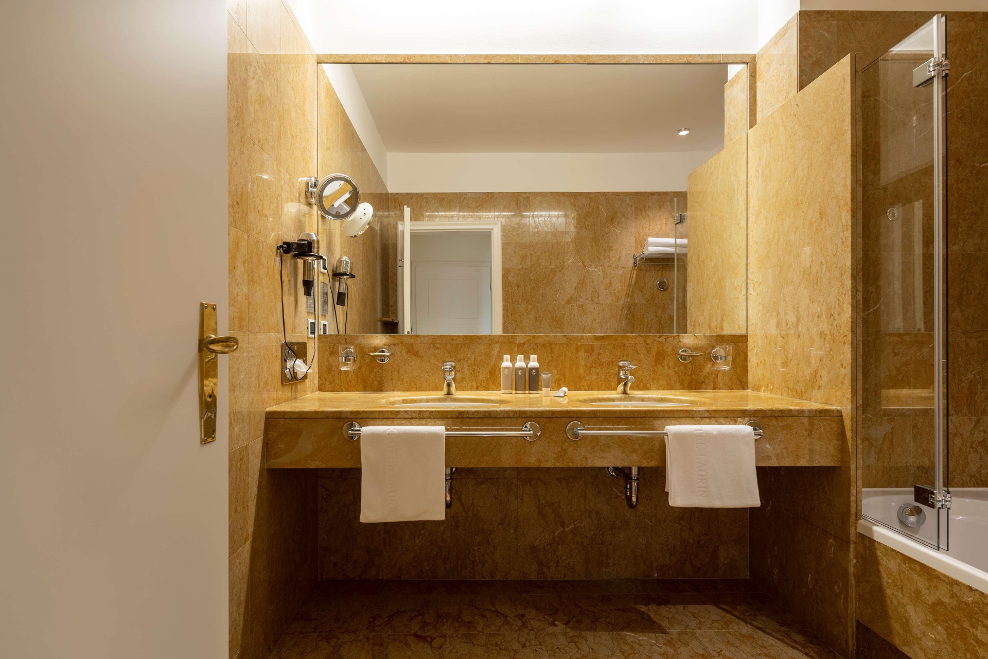 Parkhotel Laurin, photo 22 of 33