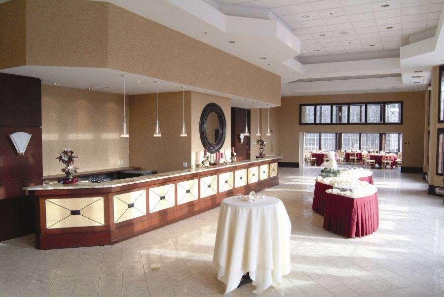 Das Bertram Inn & Conf. Center, A Trademark Collection Hotel Travel Gay