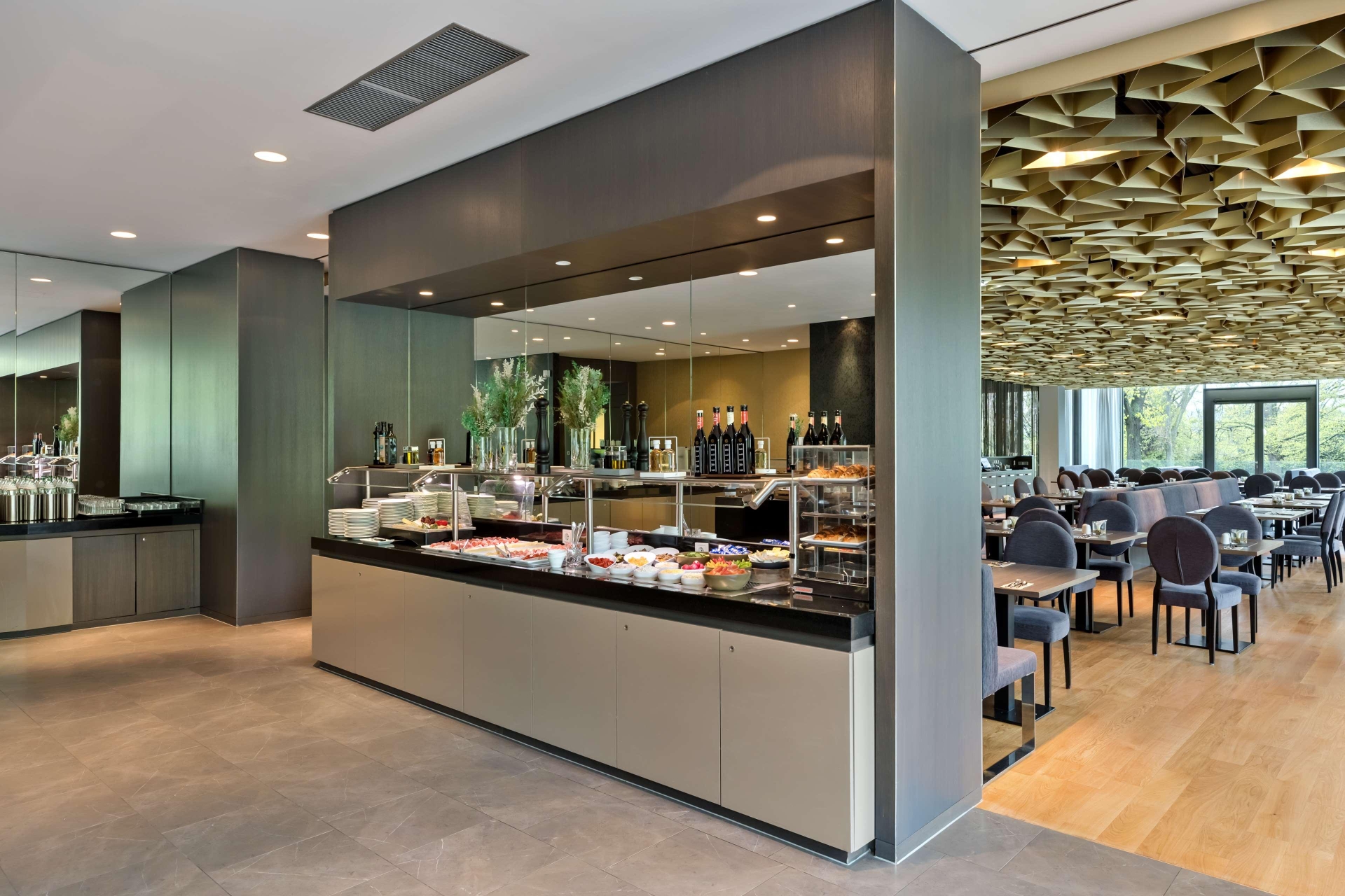 DoubleTree by Hilton Vienna Schonbrunn, photo 43 of 67