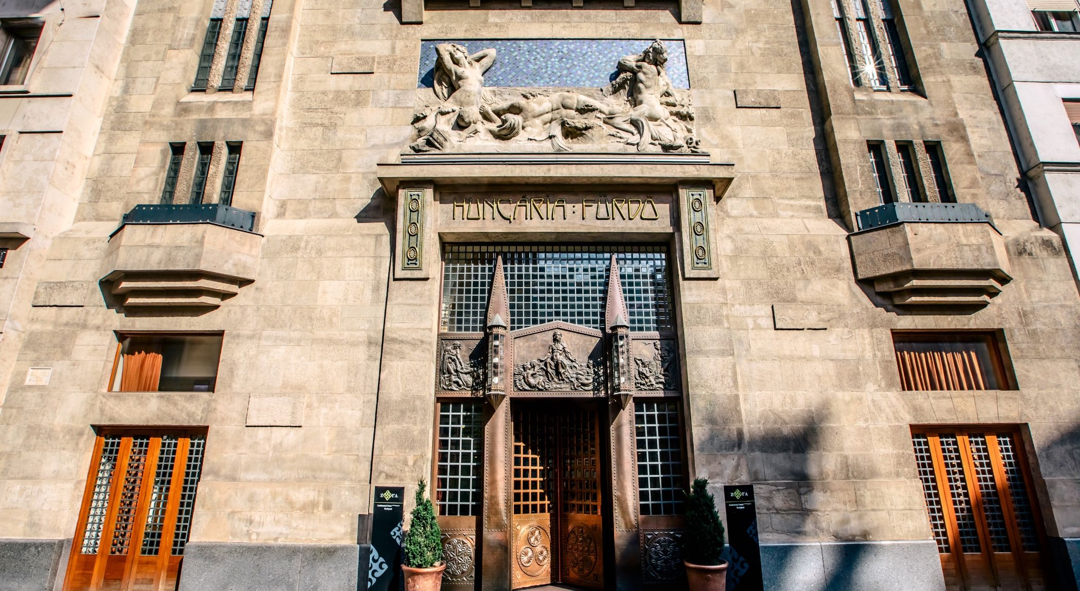 Continental Hotel Budapest, photo 1 of 34