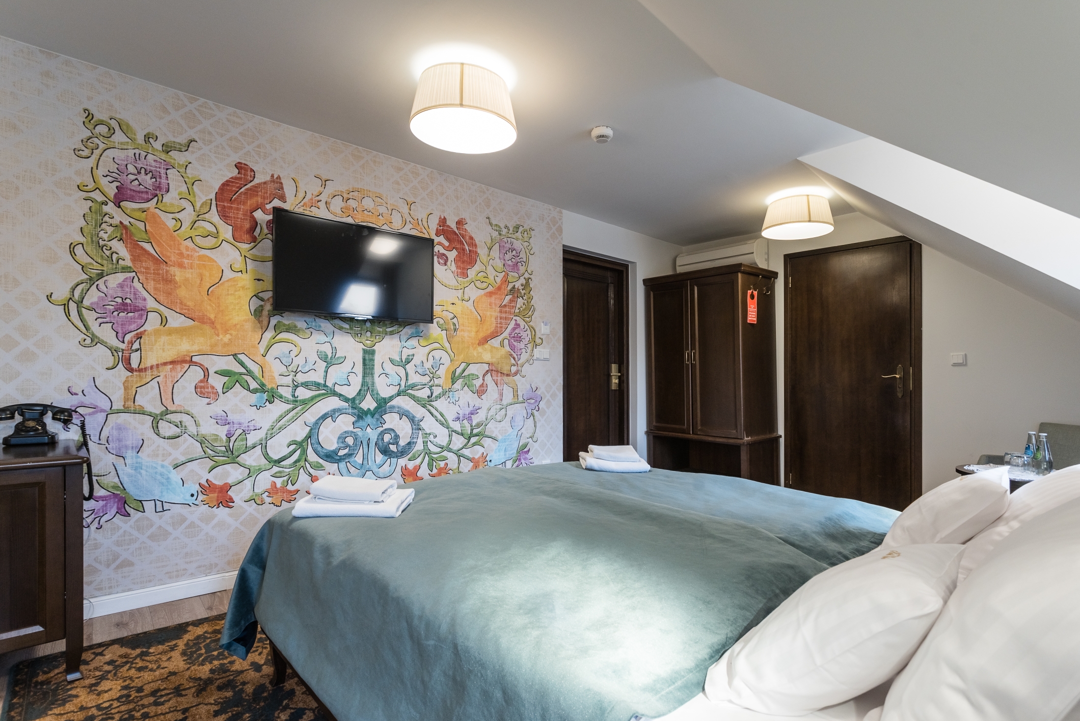 Hotel Ester, photo 5 of 46