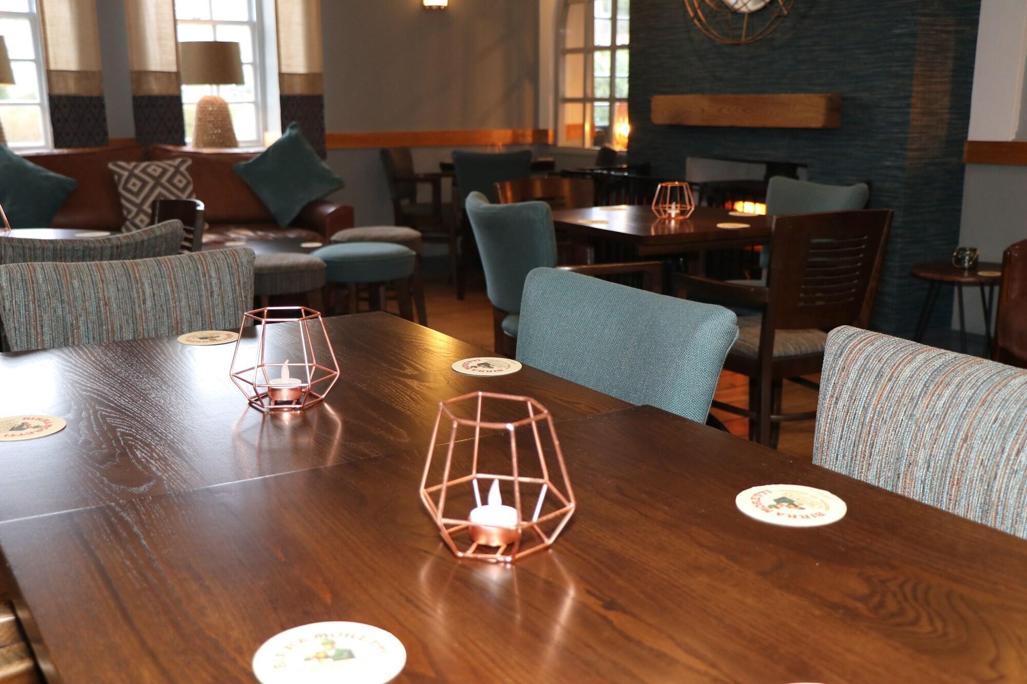 Nanhoron Arms Hotel, photo 97 of 102